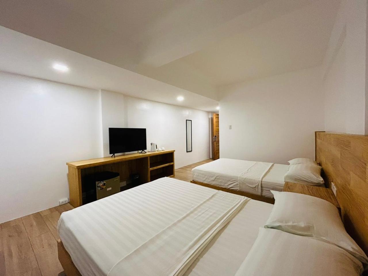 Hotel Playa Azul Baler