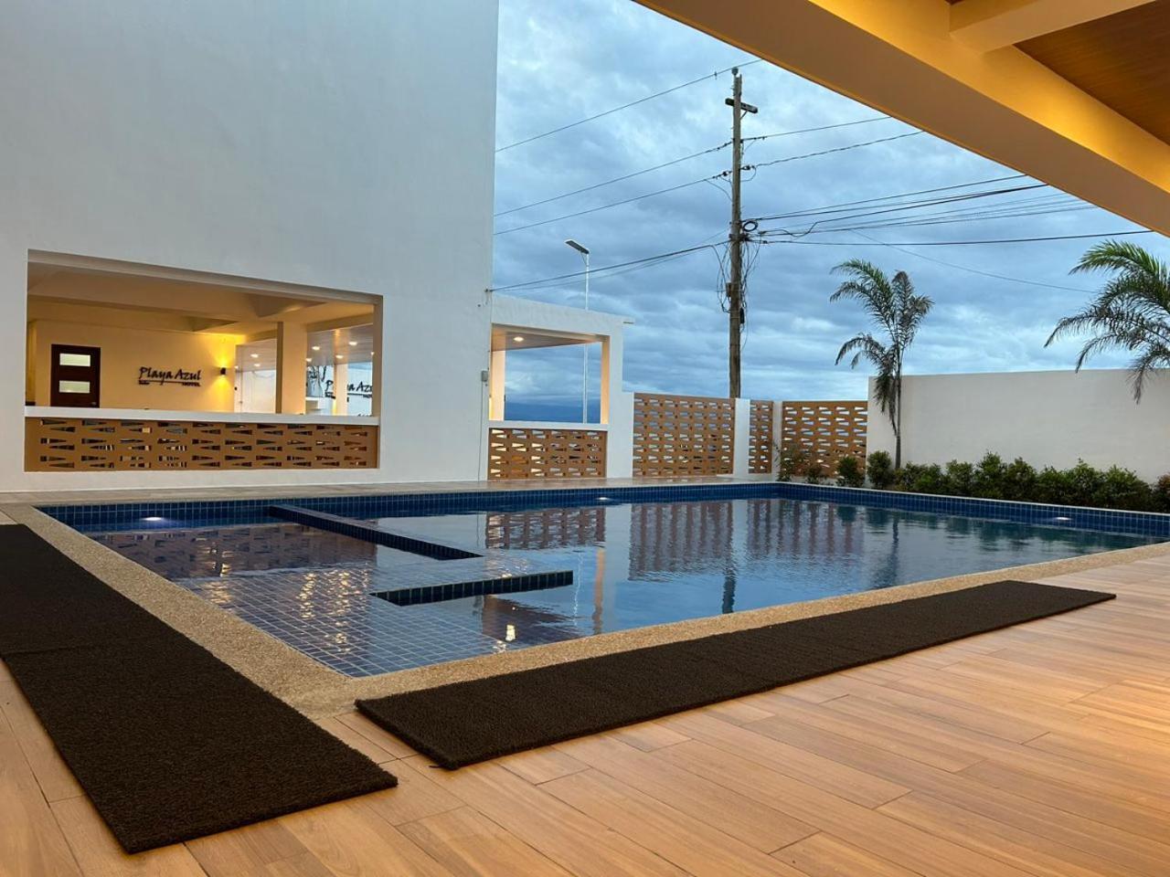 Hotel Playa Azul Baler